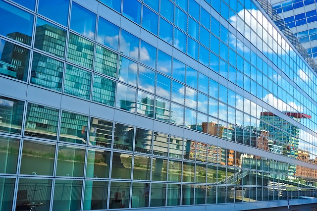 Moderná architektúra.jpg